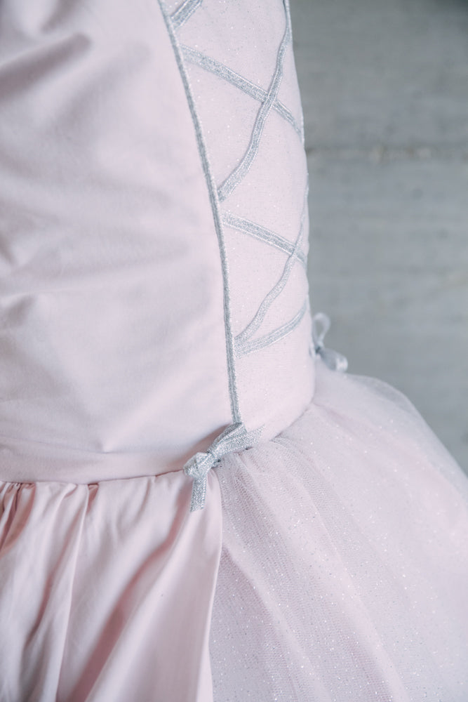 Robe de Princesse Fille Rose Poudré – Coton Haut de Gamme et Tulle Pailleté Argent - Costume Fait Main à Paris