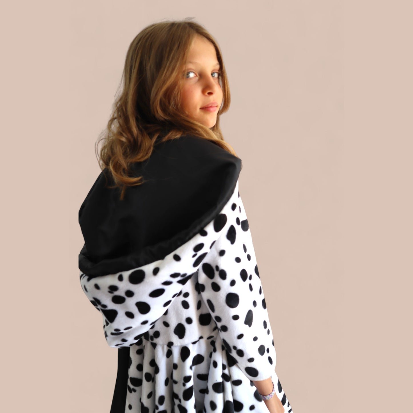 Manteau Cruella enfant ou adulte - Déguisement Cruella Halloween, Carnaval, Cosplay 101 Dalmatiens