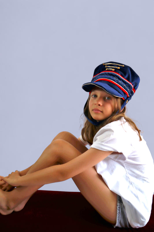 Chapeau Casse-Noisette en velours bleu et rouge, doublure satin rouge, taille ajustable, enfant ou adulte – Accessoire costume